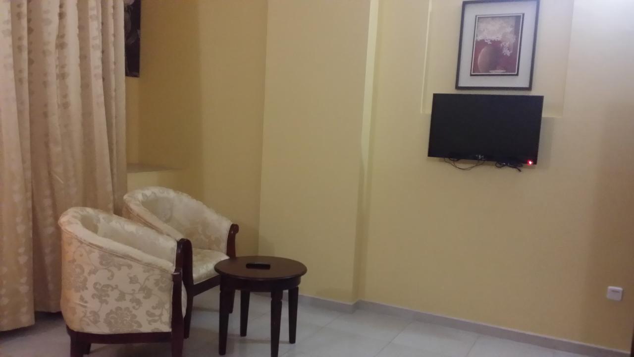 Aryana Hotel Al Buraimi Exterior foto